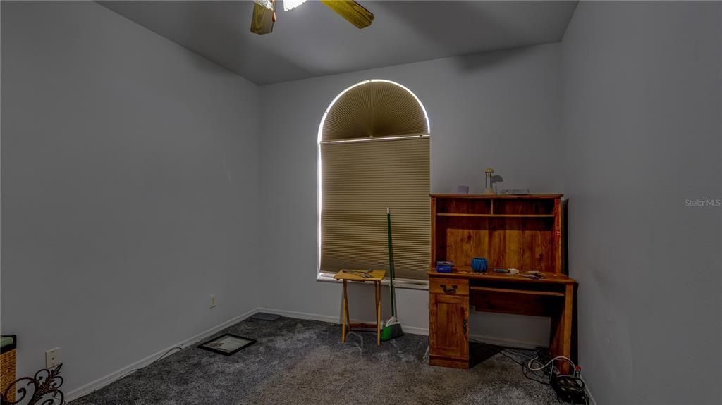 На продажу: $375,000 (3 спален, 2 ванн, 1894 Квадратных фут)