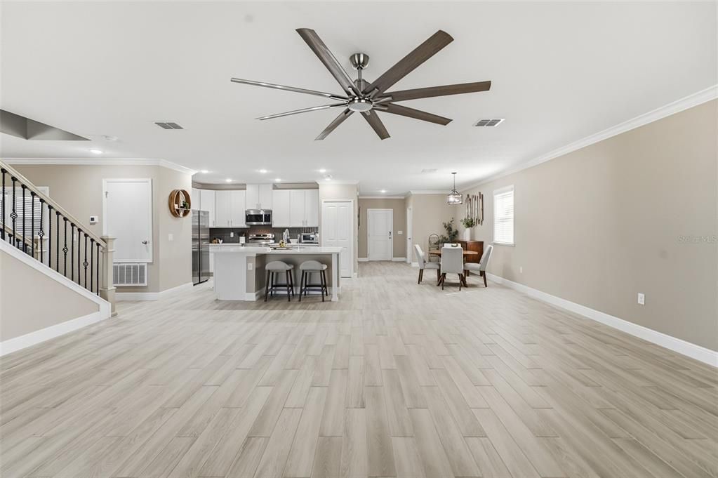 For Sale: $600,000 (4 beds, 2 baths, 3269 Square Feet)