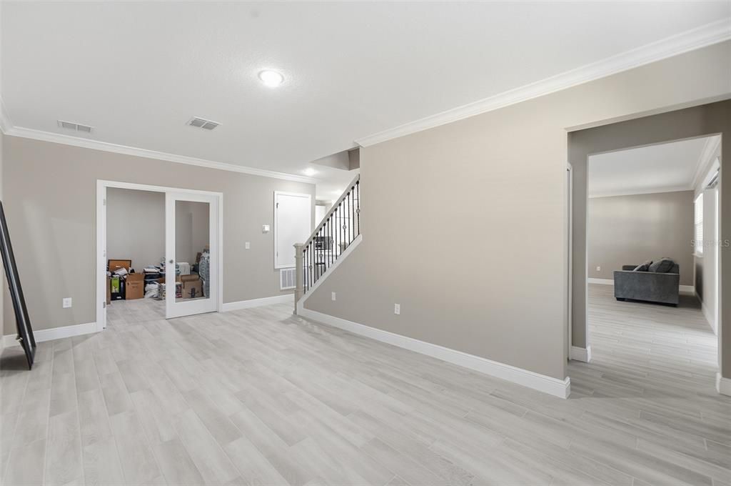 For Sale: $600,000 (4 beds, 2 baths, 3269 Square Feet)