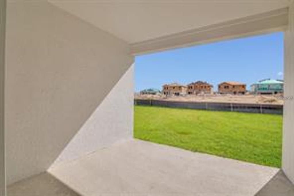 В аренду: $2,400 (3 спален, 2 ванн, 1713 Квадратных фут)