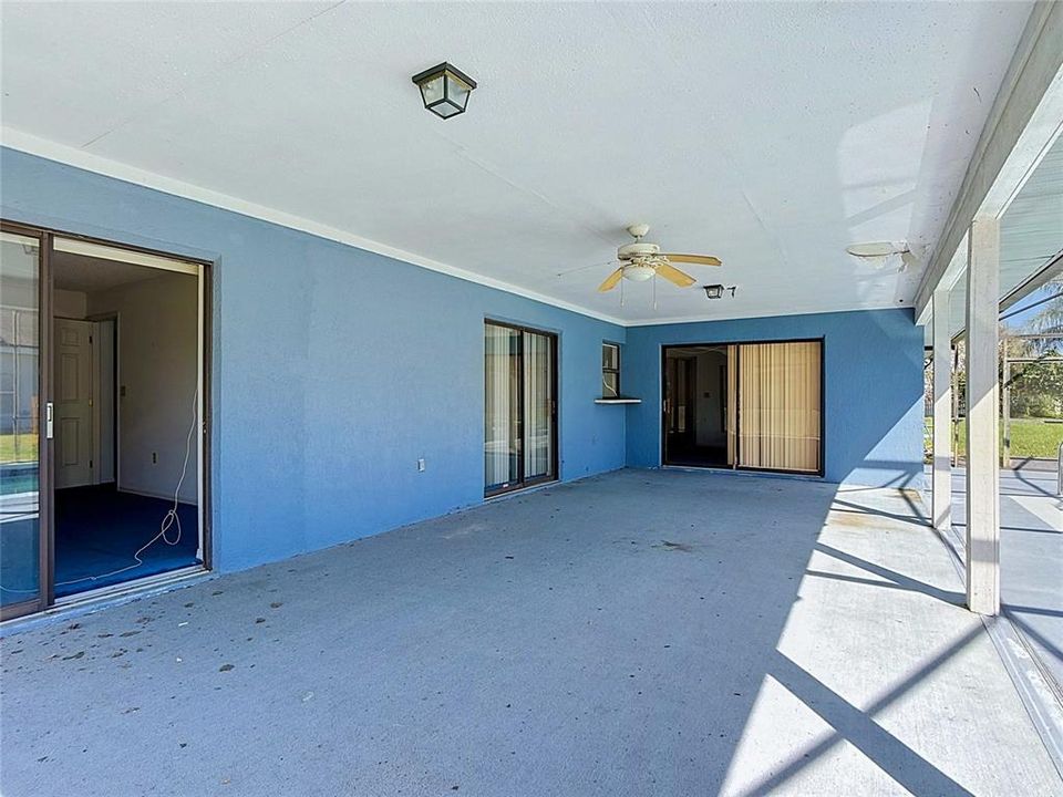 En Venta: $299,900 (4 camas, 2 baños, 2011 Pies cuadrados)