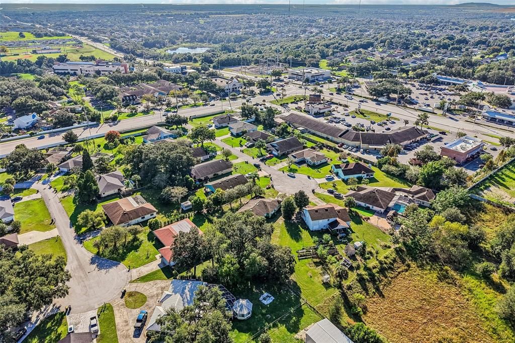На продажу: $329,900 (3 спален, 2 ванн, 1599 Квадратных фут)