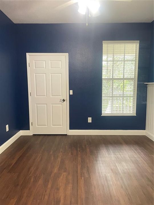 For Sale: $187,900 (3 beds, 2 baths, 1260 Square Feet)