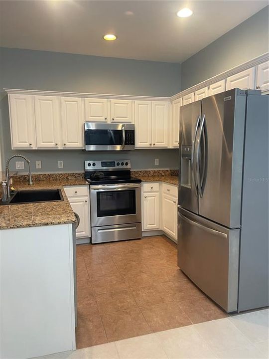 For Sale: $187,900 (3 beds, 2 baths, 1260 Square Feet)