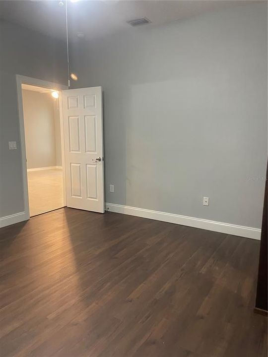 For Sale: $187,900 (3 beds, 2 baths, 1260 Square Feet)