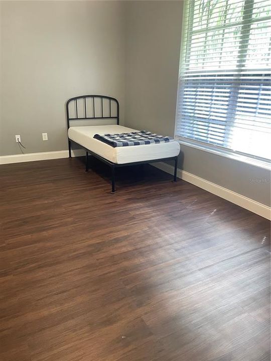 For Sale: $187,900 (3 beds, 2 baths, 1260 Square Feet)