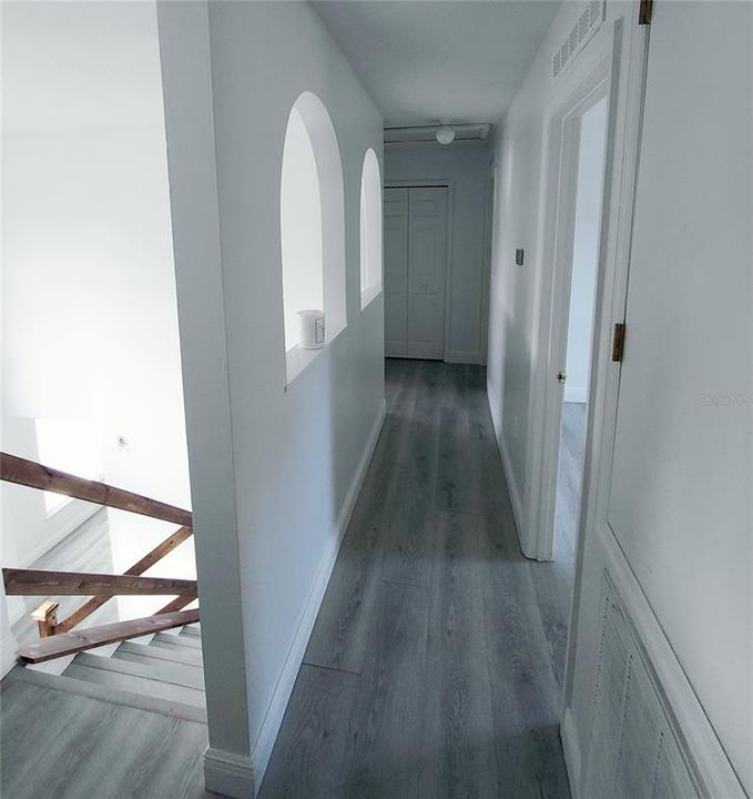 For Sale: $370,000 (4 beds, 2 baths, 2336 Square Feet)