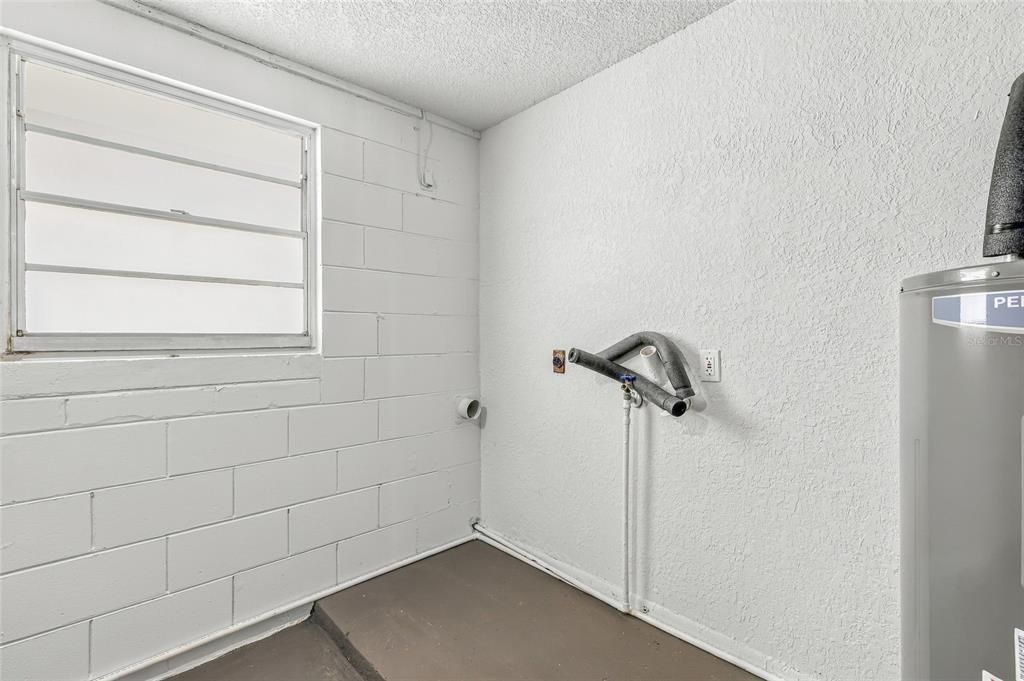 На продажу: $419,900 (3 спален, 2 ванн, 1156 Квадратных фут)