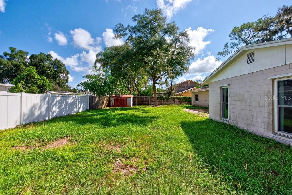 For Sale: $325,000 (3 beds, 2 baths, 1605 Square Feet)
