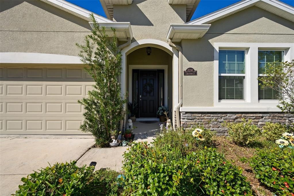 For Sale: $414,900 (4 beds, 3 baths, 2344 Square Feet)