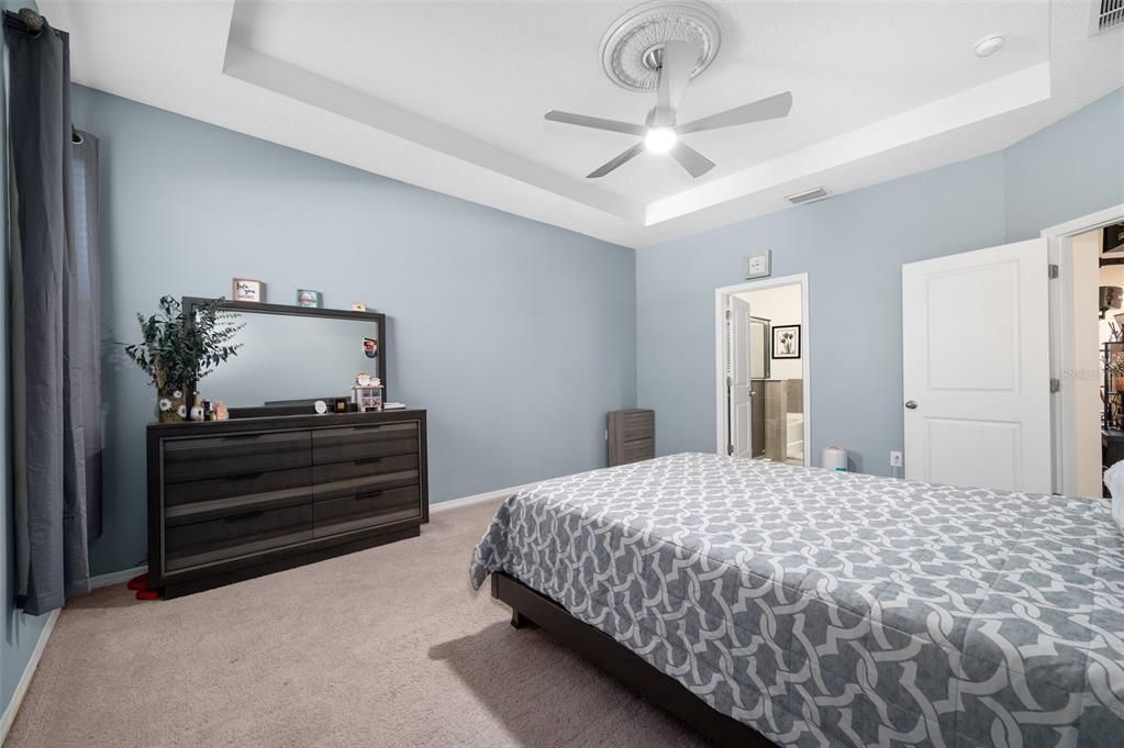 For Sale: $414,900 (4 beds, 3 baths, 2344 Square Feet)