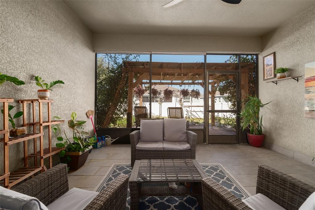 For Sale: $414,900 (4 beds, 3 baths, 2344 Square Feet)