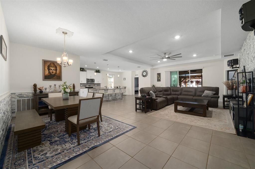 For Sale: $414,900 (4 beds, 3 baths, 2344 Square Feet)