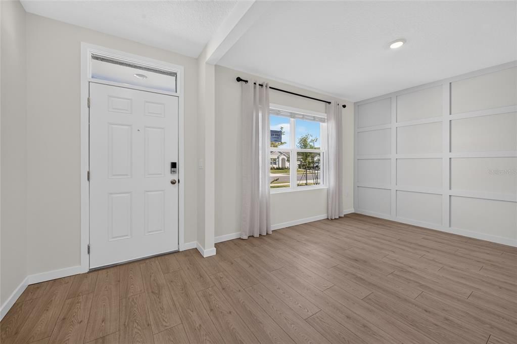 En Venta: $449,900 (5 camas, 3 baños, 2601 Pies cuadrados)