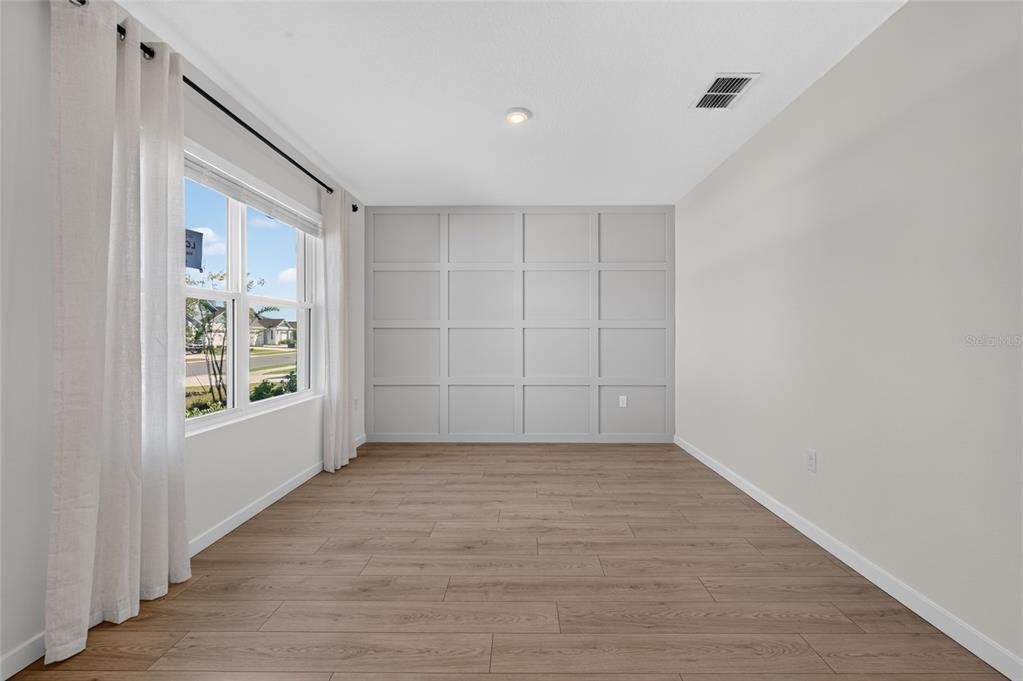 En Venta: $449,900 (5 camas, 3 baños, 2601 Pies cuadrados)