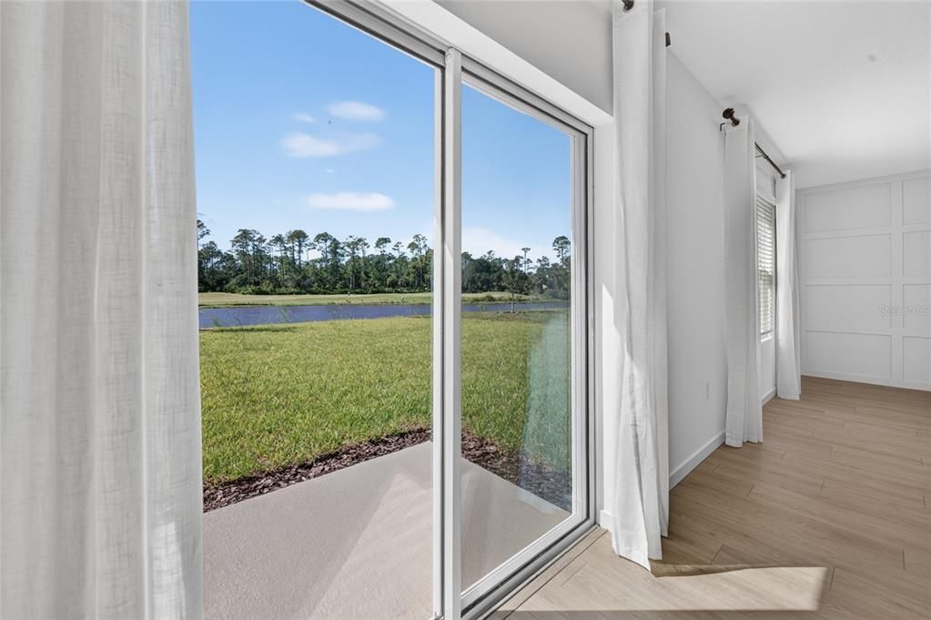 En Venta: $449,900 (5 camas, 3 baños, 2601 Pies cuadrados)