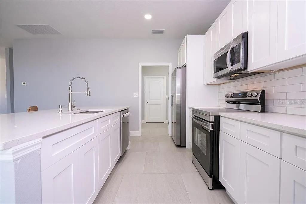 В аренду: $2,950 (4 спален, 4 ванн, 2824 Квадратных фут)