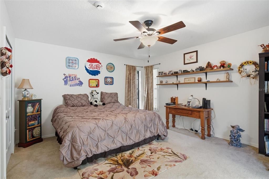 For Sale: $429,000 (3 beds, 2 baths, 2308 Square Feet)