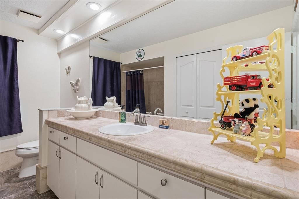 For Sale: $429,000 (3 beds, 2 baths, 2308 Square Feet)
