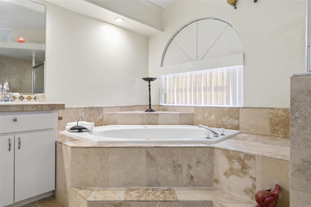 For Sale: $429,000 (3 beds, 2 baths, 2308 Square Feet)