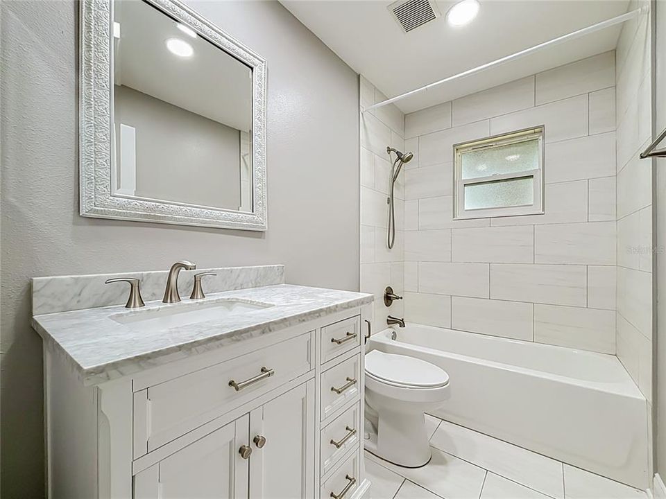 For Sale: $405,999 (3 beds, 2 baths, 1647 Square Feet)