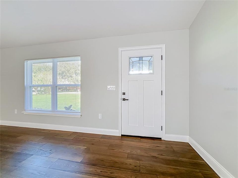 For Sale: $405,999 (3 beds, 2 baths, 1647 Square Feet)