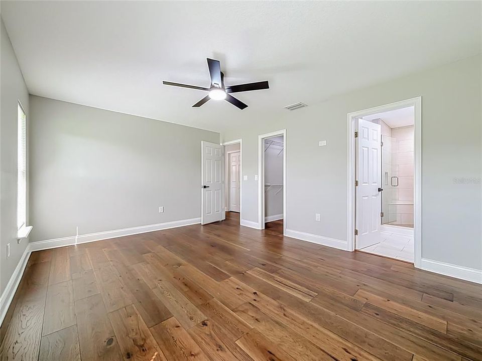 For Sale: $405,999 (3 beds, 2 baths, 1647 Square Feet)