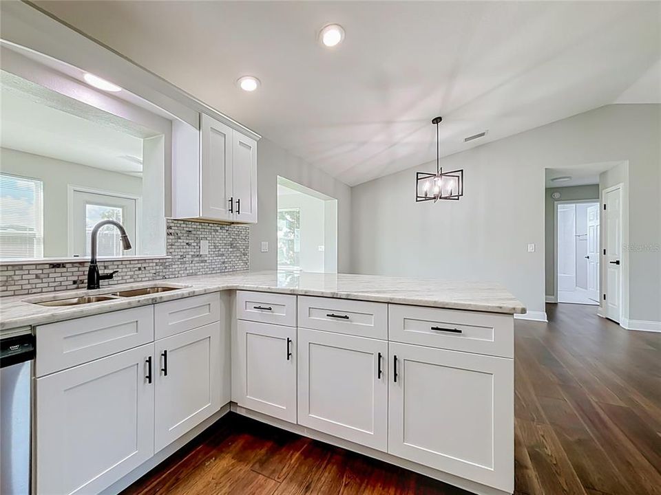 For Sale: $405,999 (3 beds, 2 baths, 1647 Square Feet)