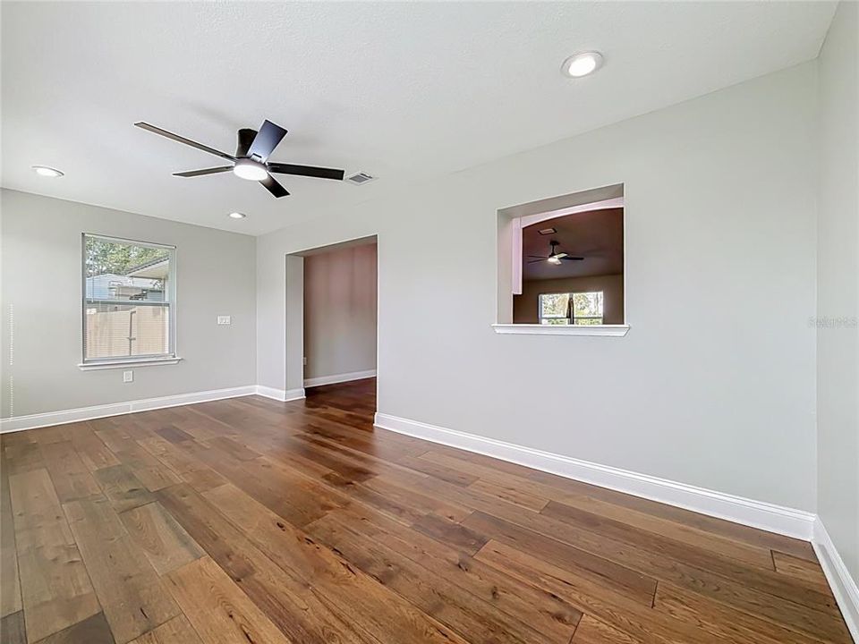 For Sale: $405,999 (3 beds, 2 baths, 1647 Square Feet)