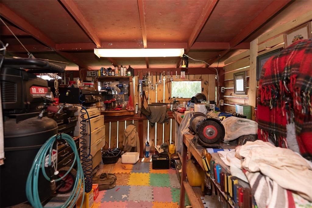 На продажу: $149,999 (2 спален, 1 ванн, 880 Квадратных фут)