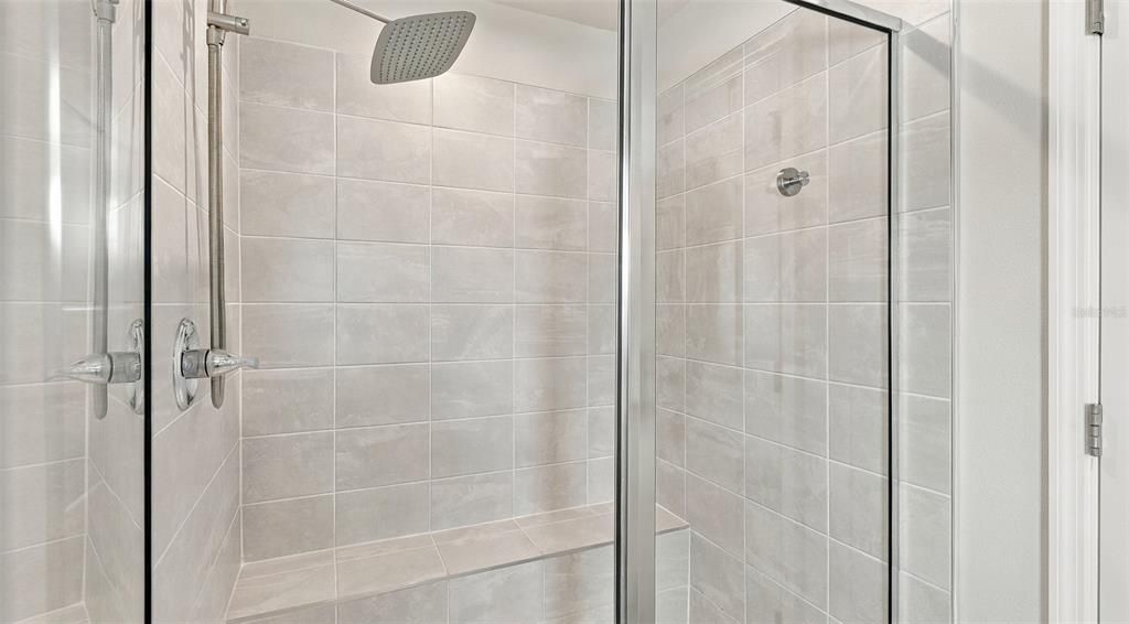 En Venta: $469,000 (4 camas, 2 baños, 2345 Pies cuadrados)