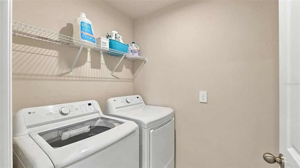 En Venta: $469,000 (4 camas, 2 baños, 2345 Pies cuadrados)
