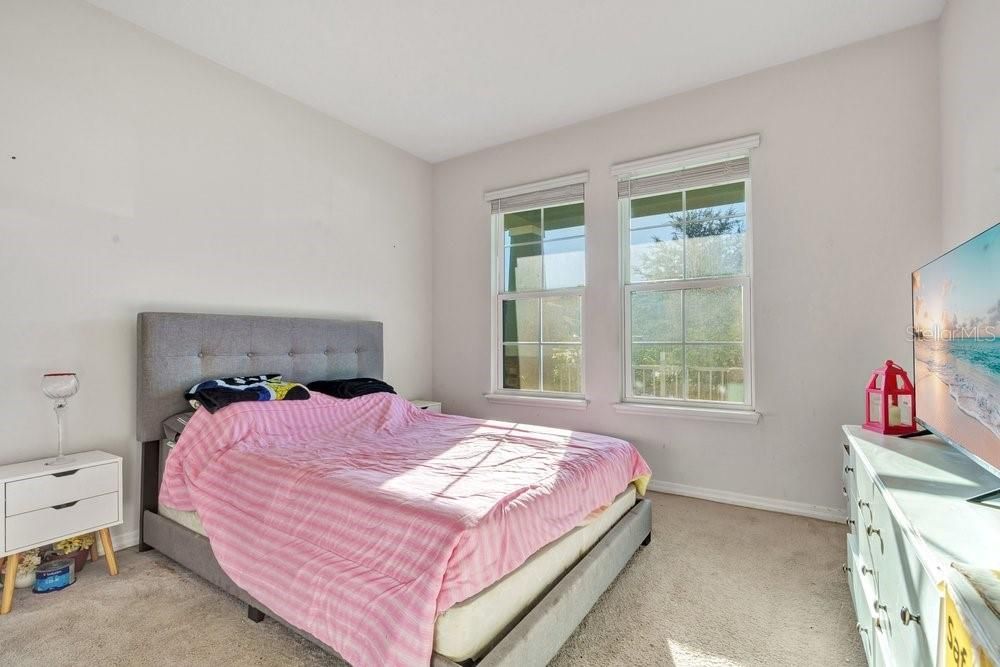 For Sale: $450,000 (4 beds, 3 baths, 2124 Square Feet)