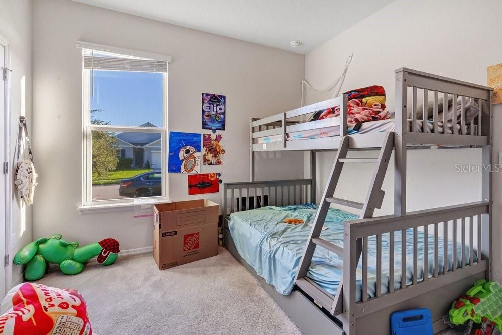 For Sale: $450,000 (4 beds, 3 baths, 2124 Square Feet)