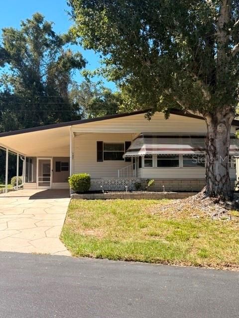 For Sale: $162,500 (2 beds, 2 baths, 1056 Square Feet)