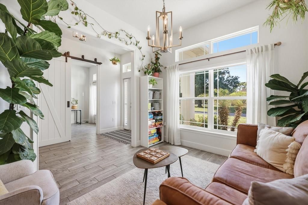 En Venta: $469,900 (4 camas, 2 baños, 2169 Pies cuadrados)