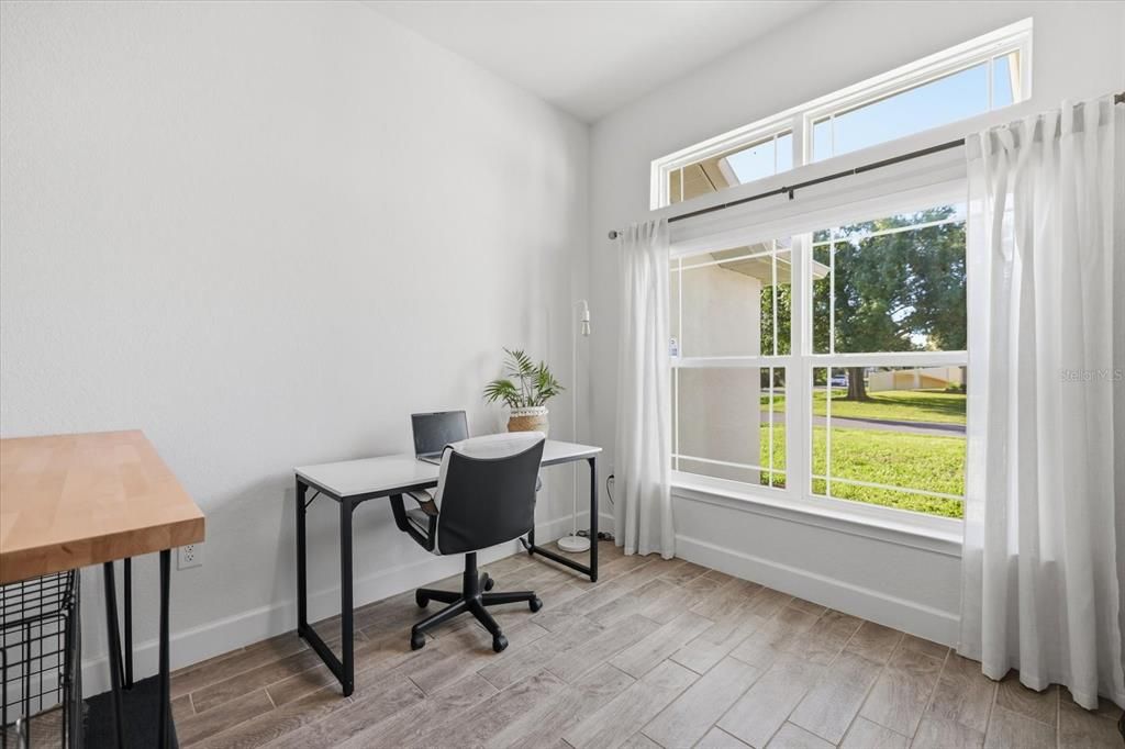 En Venta: $469,900 (4 camas, 2 baños, 2169 Pies cuadrados)