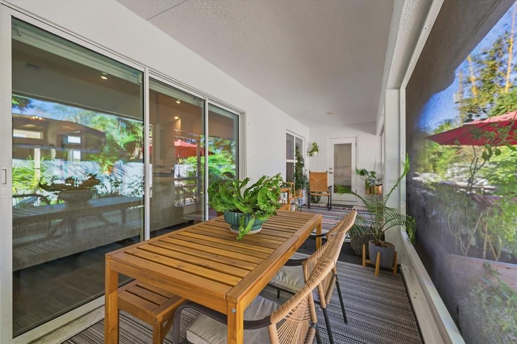 En Venta: $469,900 (4 camas, 2 baños, 2169 Pies cuadrados)