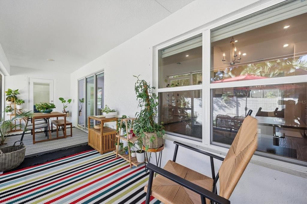 En Venta: $469,900 (4 camas, 2 baños, 2169 Pies cuadrados)