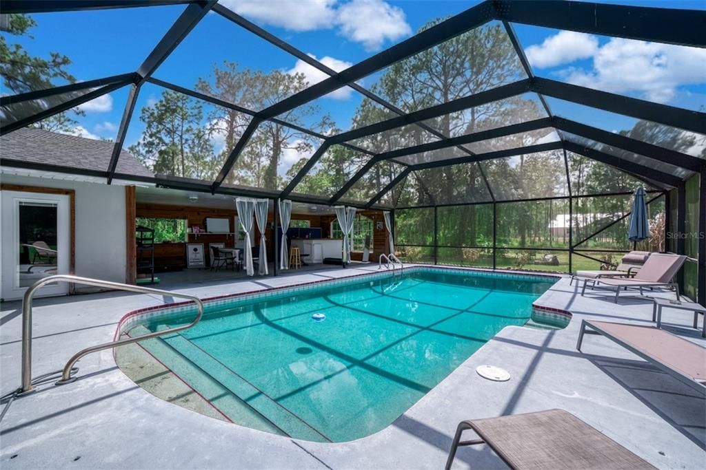 For Sale: $474,900 (5 beds, 3 baths, 2730 Square Feet)
