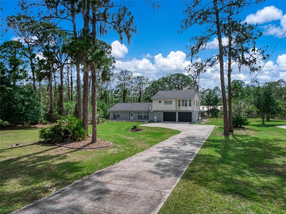 For Sale: $474,900 (5 beds, 3 baths, 2730 Square Feet)