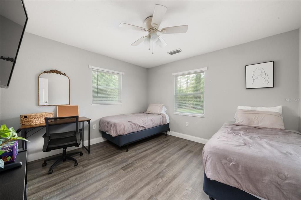 For Sale: $474,900 (5 beds, 3 baths, 2730 Square Feet)