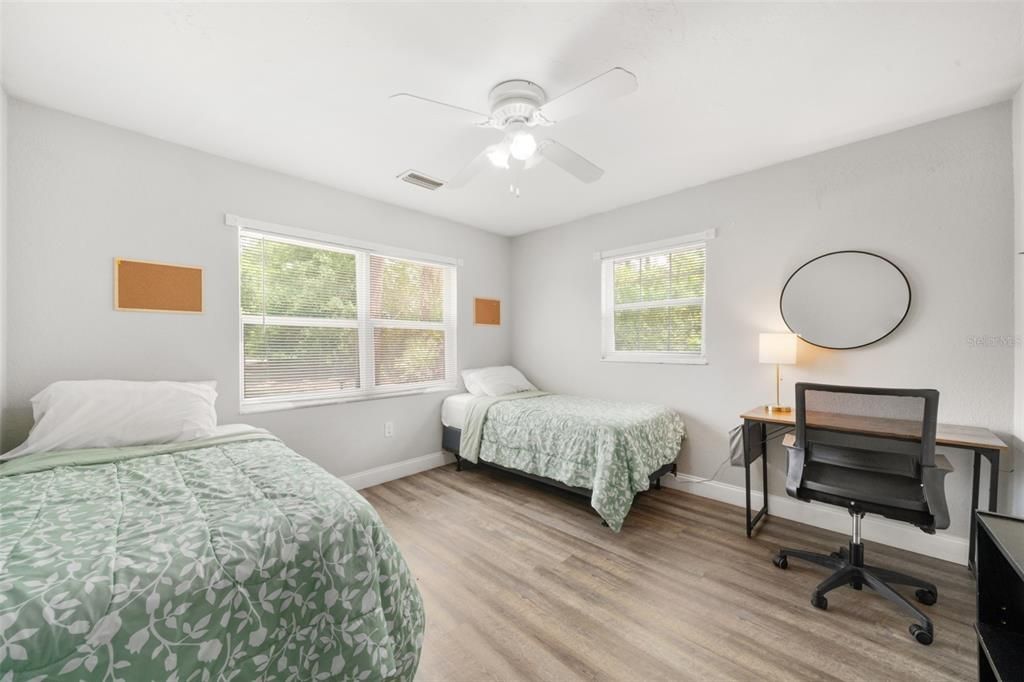 For Sale: $474,900 (5 beds, 3 baths, 2730 Square Feet)