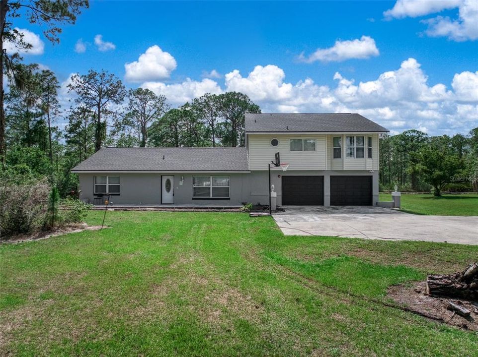 For Sale: $474,900 (5 beds, 3 baths, 2730 Square Feet)
