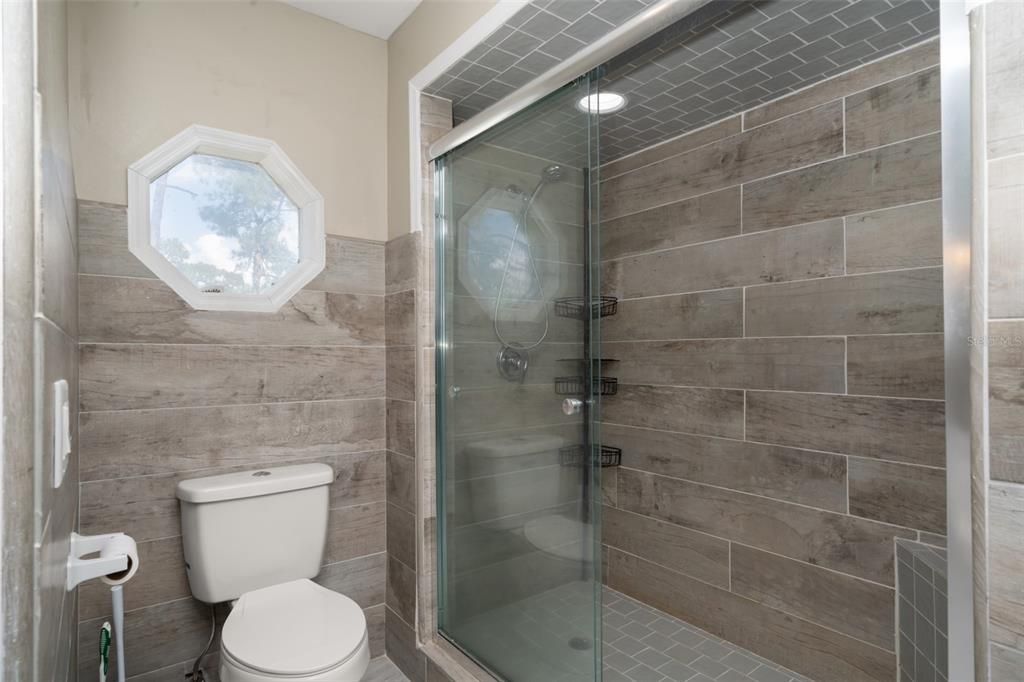 For Sale: $474,900 (5 beds, 3 baths, 2730 Square Feet)
