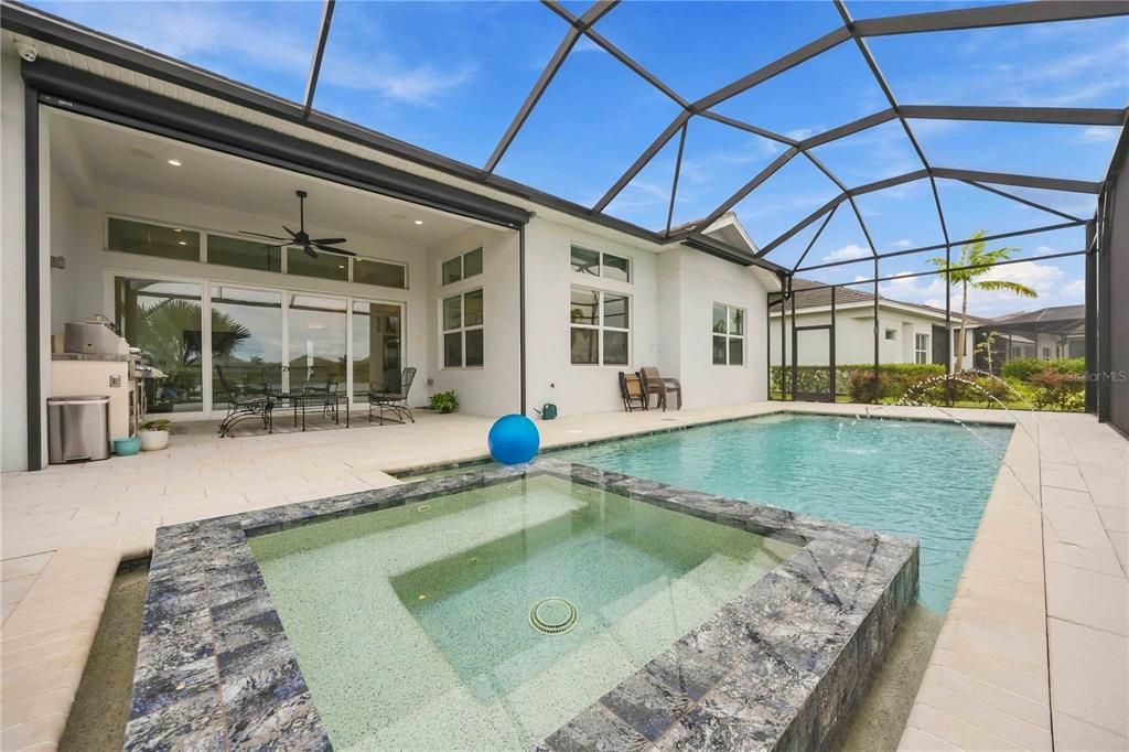 En Renta: $8,000 (3 camas, 4 baños, 3167 Pies cuadrados)