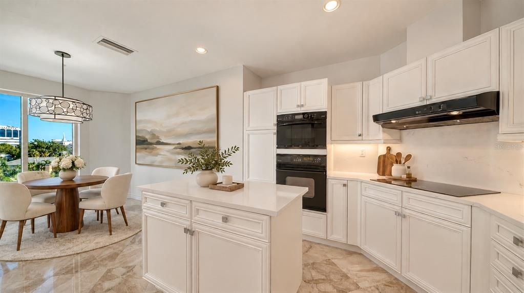 For Sale: $2,895,000 (3 beds, 4 baths, 3315 Square Feet)