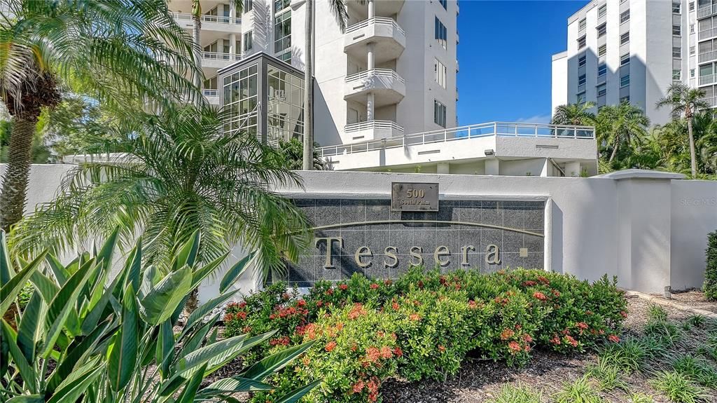 For Sale: $2,895,000 (3 beds, 4 baths, 3315 Square Feet)