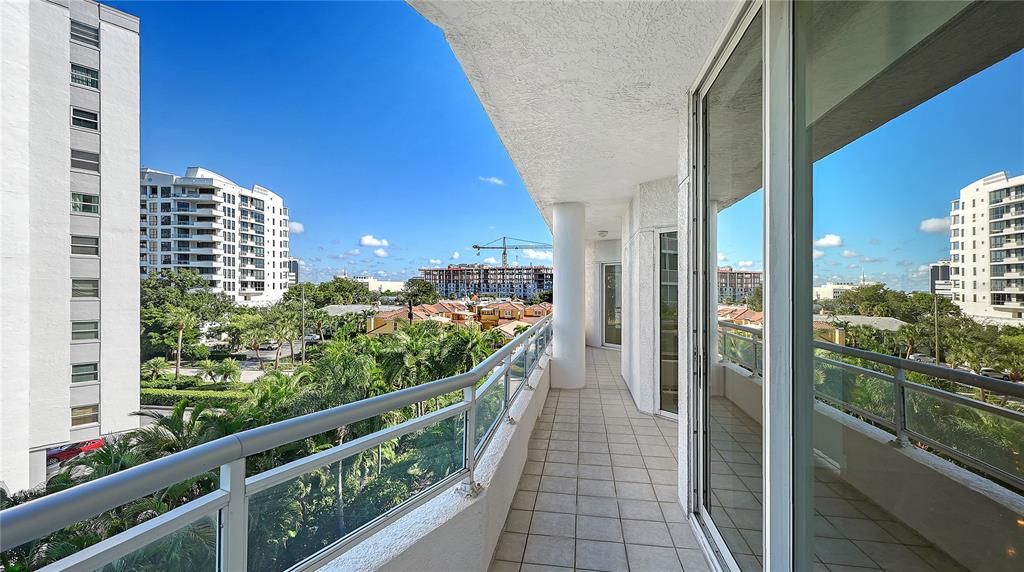 For Sale: $2,895,000 (3 beds, 4 baths, 3315 Square Feet)