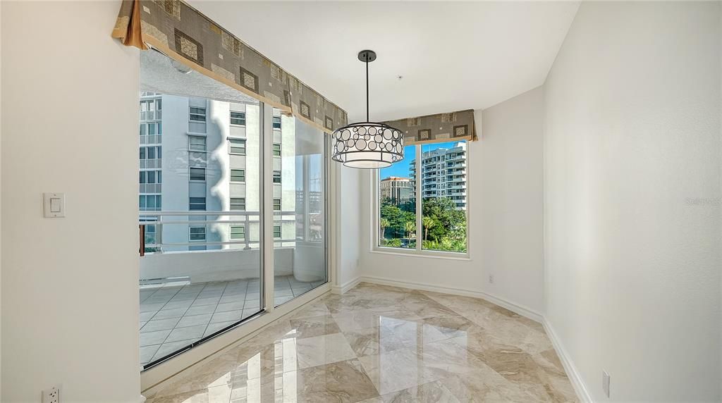 For Sale: $2,895,000 (3 beds, 4 baths, 3315 Square Feet)